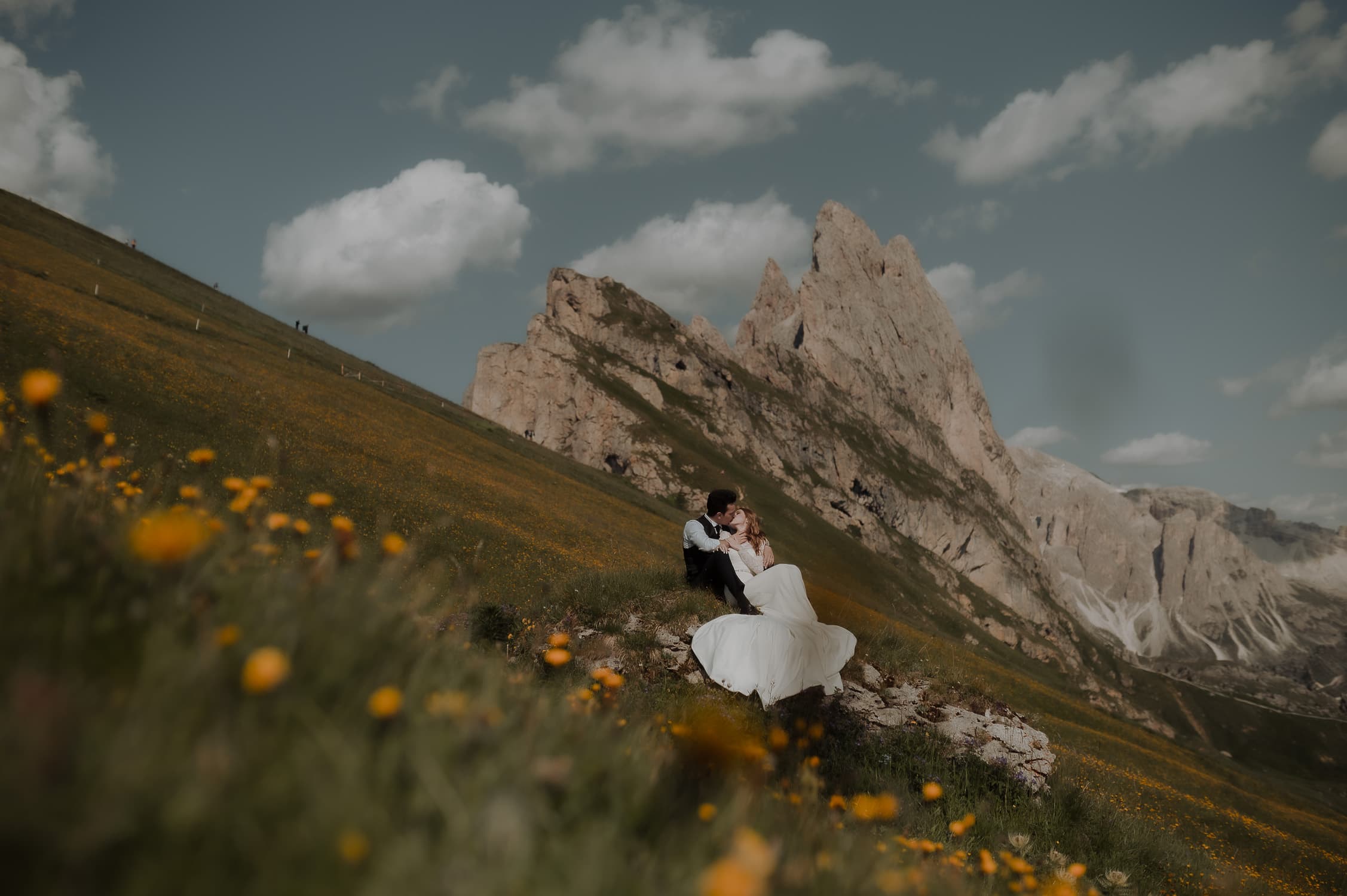 Yidaki Studio Dolomites Seceda Elopement Photographer 27 1 Dolomites Elopement Guide